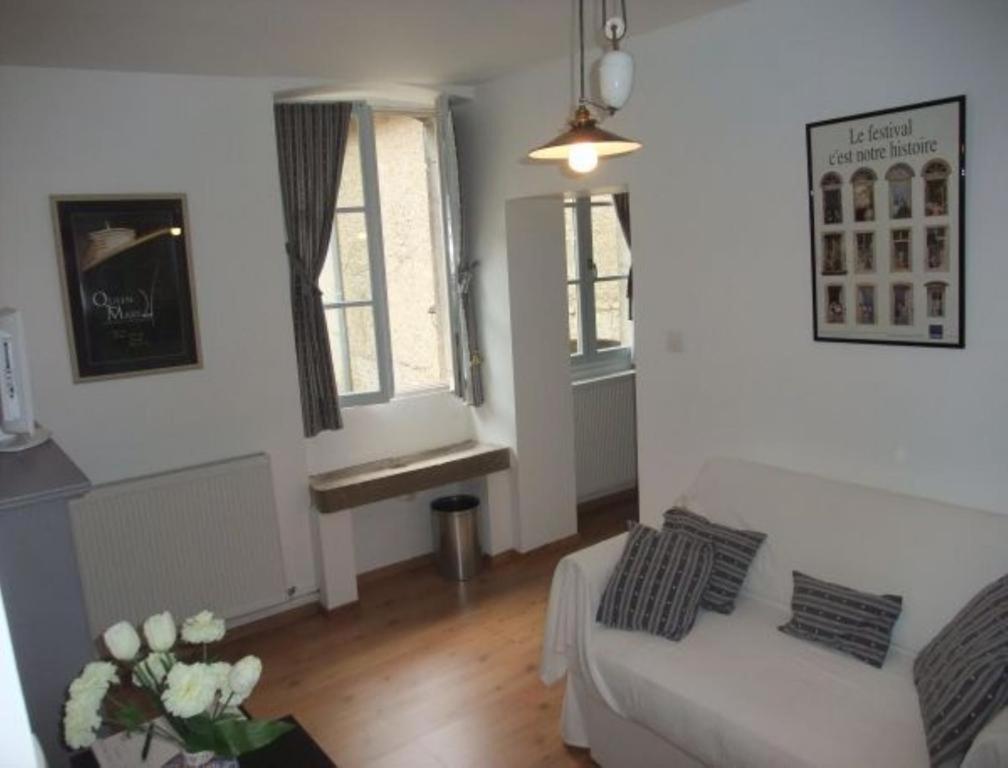 Bed and Breakfast Le P'Tit Relai Montbozon Экстерьер фото